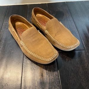 Nordstrom 1901 tan driving shoe loafer. Size 8 men’s 9.5 women’s